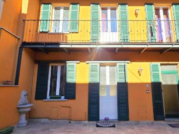Appartamento in vendita a Angera VA