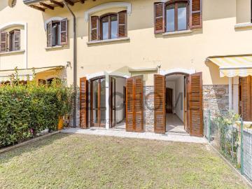 Appartamento in vendita a Anzano del Parco CO
