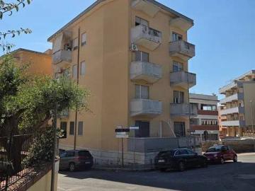 Appartamento in vendita a Anzio RM