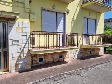 Appartamento in vendita a Cisterna di Latina LT