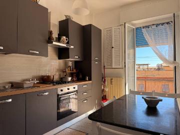 Appartamento in vendita a Genova GE