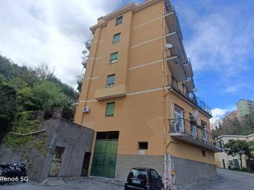 Appartamento in vendita a Genova GE