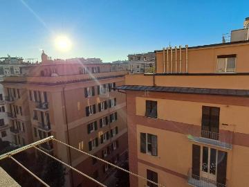 Appartamento in vendita a Genova GE