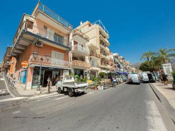 Appartamento in vendita a Giardini Naxos ME