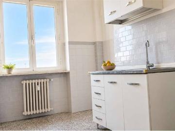 Appartamento in vendita a Livorno LI