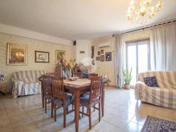 Appartamento in vendita a Palombara Sabina RM