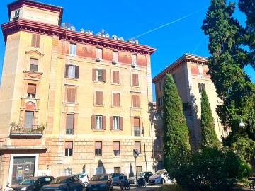 Appartamento in vendita a Roma RM