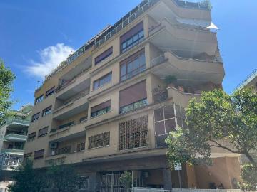 Appartamento in vendita a Roma RM