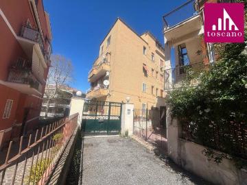 Appartamento in vendita a Roma RM