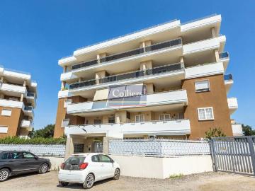 Appartamento in vendita a Roma RM