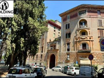 Appartamento in vendita a Roma RM