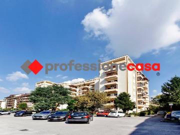 Appartamento in vendita a San Nicola la Strada CE
