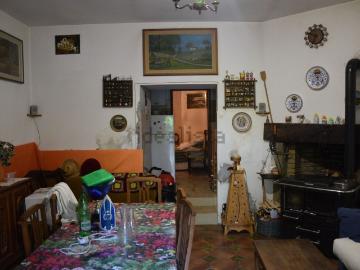 Appartamento in vendita di 48 m² in Via G. Donegani, 86