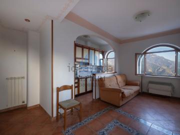 Appartamento in vendita di 63 m² in Via Traglio, 9