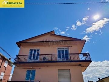 Appartamento in vendita di 60 m² in Via A. Manzoni
