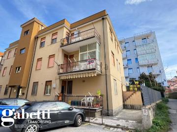 Appartamento in vendita di 60 m² in Via Letterio D&apos...
