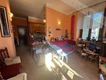 Appartamento in vendita di 75 m² in Via Trento