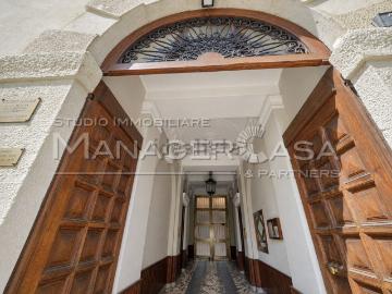 Appartamento in vendita di 79 m² in Viale Campania, 7