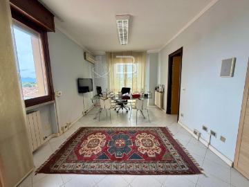 Appartamento in vendita di 80 m² in Via Vetriano, 47