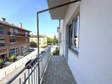 Appartamento in vendita di 85 m² in Via Martiri di...