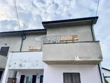 Appartamento in vendita di 90 m² in Via della Tombaccia, 42