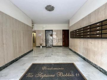 Appartamento in vendita di 94 m² in Via Scipione Bobbio, 11