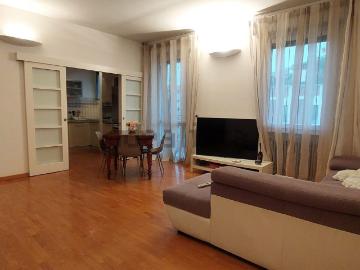 Appartamento in vendita di 95 m² in Via Lorenzo da...