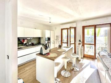 Appartamento in vendita di 96 m² in Via Romana, 13