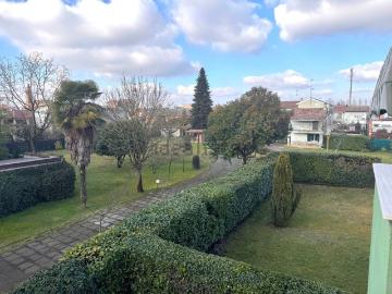 Appartamento in vendita di 100 m² in Via Fiordalisi