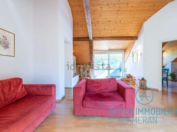 Appartamento in vendita di 104 m² in Via Mainardo