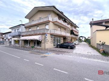 Appartamento in vendita di 105 m² in Via Dante Alighieri, 6