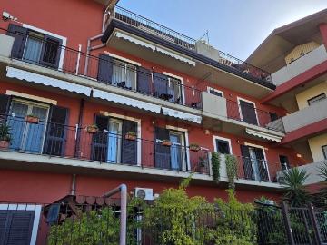 Appartamento in vendita di 105 m² in Via Michelangelo...