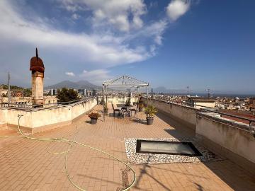 Appartamento in vendita di 106 m² in Salita Moiariello a...