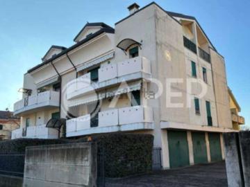 Appartamento in vendita di 108 m² in Via Croce Verde, 30