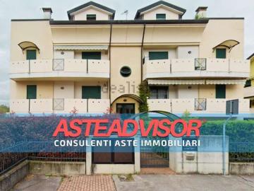 Appartamento in vendita di 108 m² in Via Croce Verde, 30
