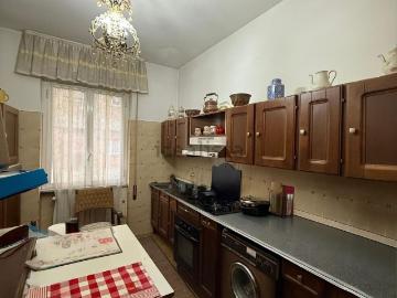 Appartamento in vendita di 108 m² in Via Sarzana