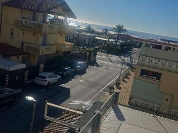 Appartamento in vendita di 110 m² in Viale Versilia
