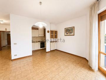 Appartamento in vendita di 110 m² in Viale L.Ariosto