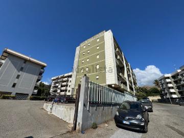 Appartamento in vendita di 115 m² in Via Madonna del...