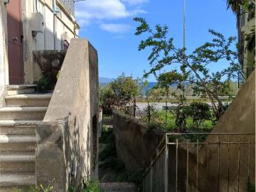Appartamento in vendita di 115 m² in Via Nazionale, 184