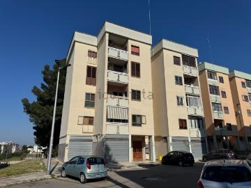 Appartamento in vendita di 115 m² in Via Santa Caterina, 1