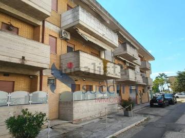 Appartamento in vendita di 120 m² in Via G. da Fabriano, 8