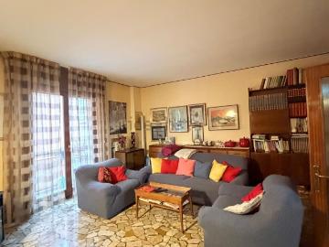 Appartamento in vendita di 125 m² in Via Cappuccina