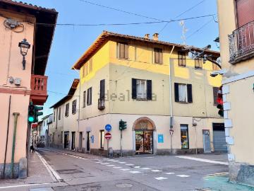 Appartamento in vendita di 130 m² in Via Gigi...