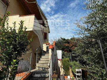 Appartamento in vendita di 130 m² in Via Filippo Turati