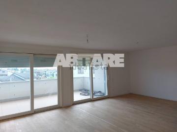 Appartamento in vendita di 145 m² in Via Ghirada, 105