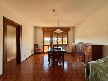 Appartamento in vendita di 150 m² in Via Vittorio...