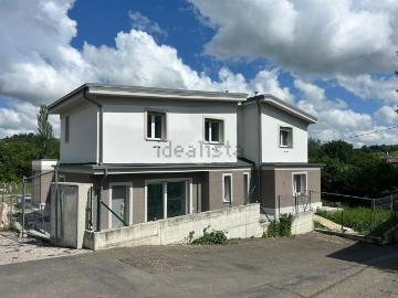 Appartamento in vendita di 152 m² in Via della Fornace