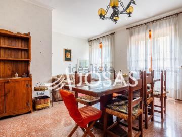 Appartamento in vendita di 155 m² in Via Bisentina