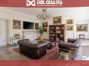 Appartamento in vendita di 162 m² in Salita di Santa...